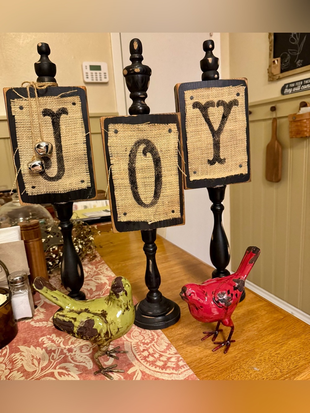 Nice wooden holiday sign